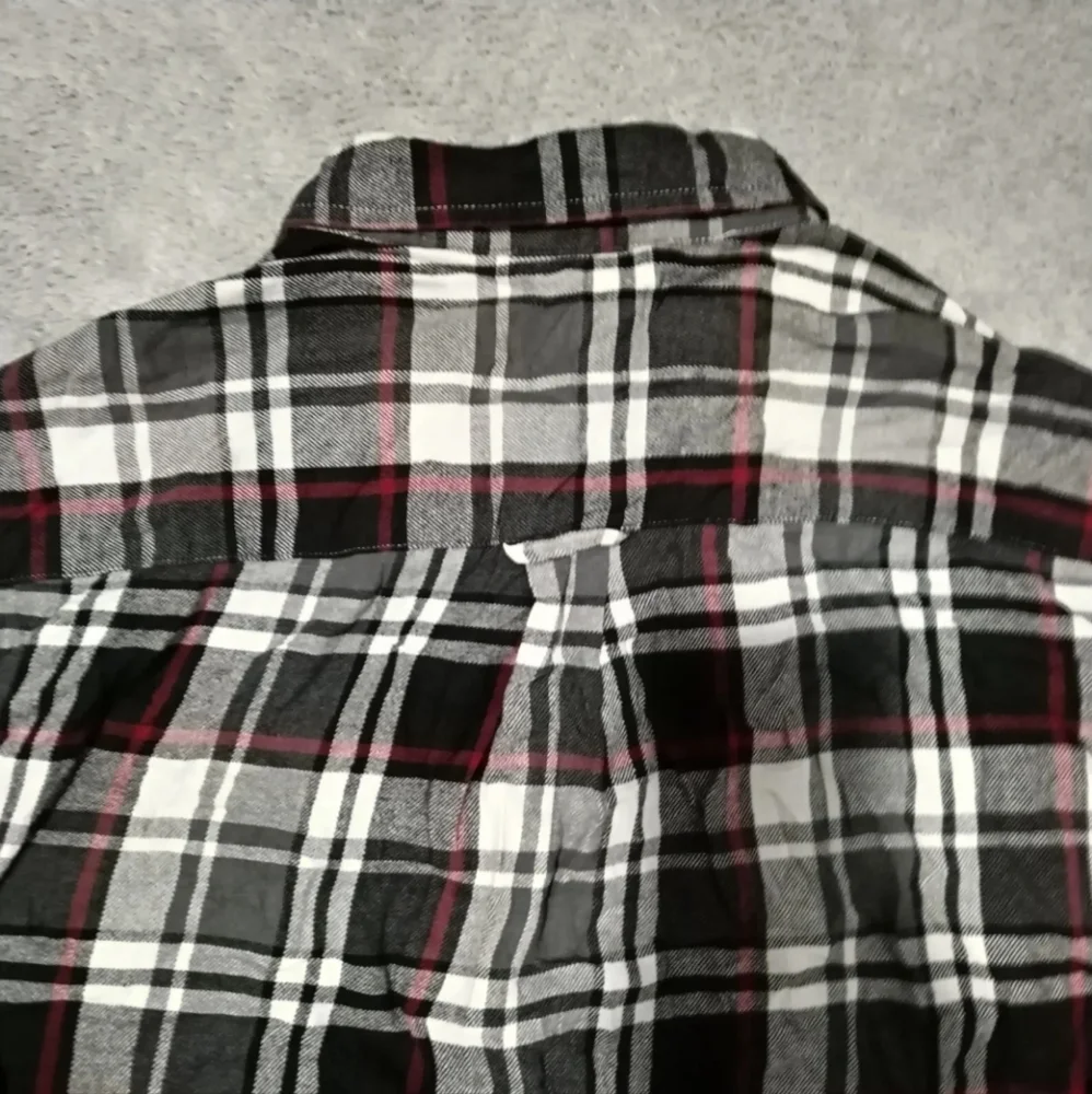 Chaps Shirt Mens L Combat Grey Flannel Plaid Embroidered Logo Button Down Pocket - Picture 12 of 13